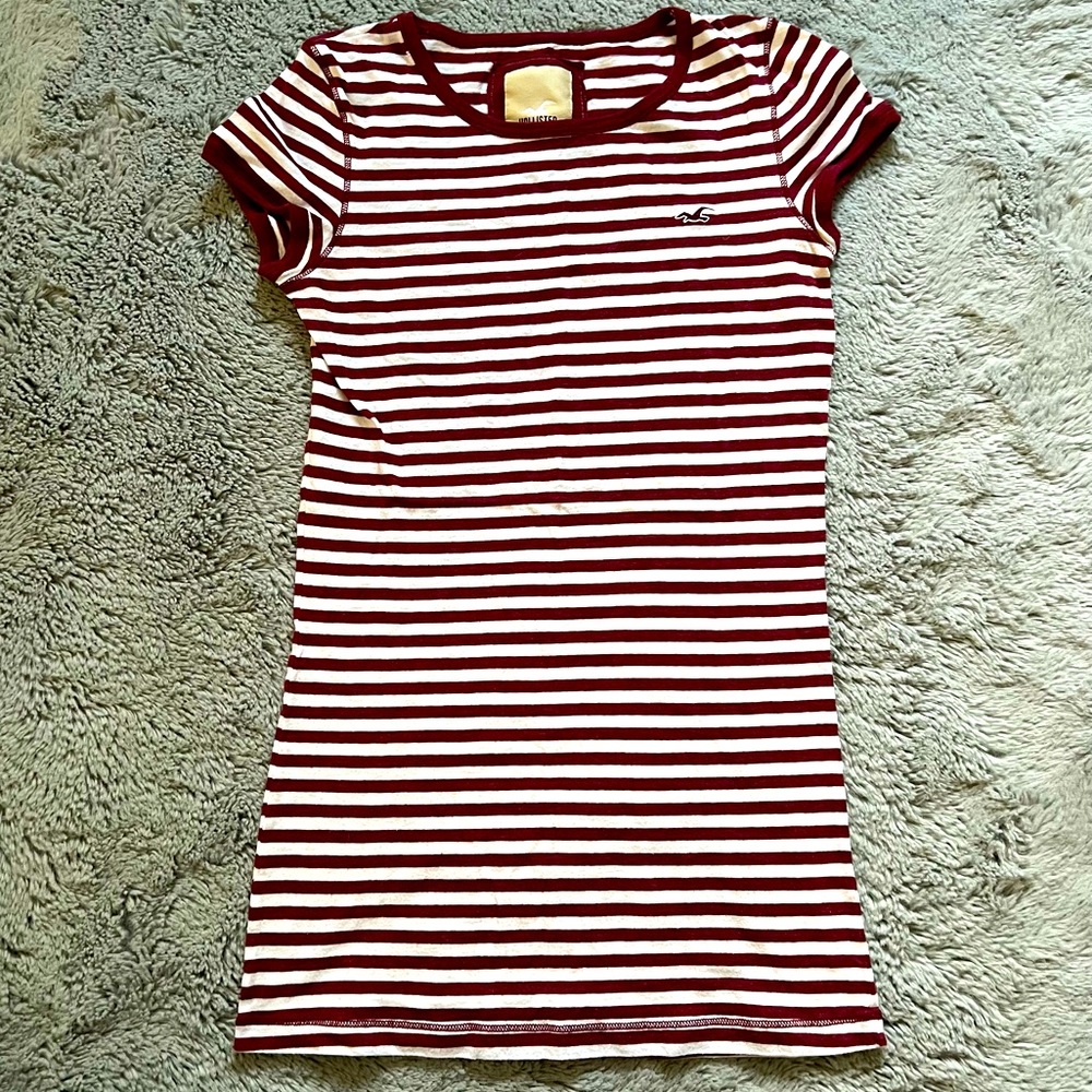 Hollister T-shirt Size Large
